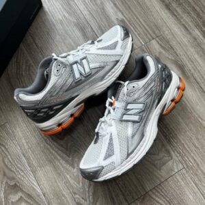NEW BALANCE SAME AS 1ST COPY